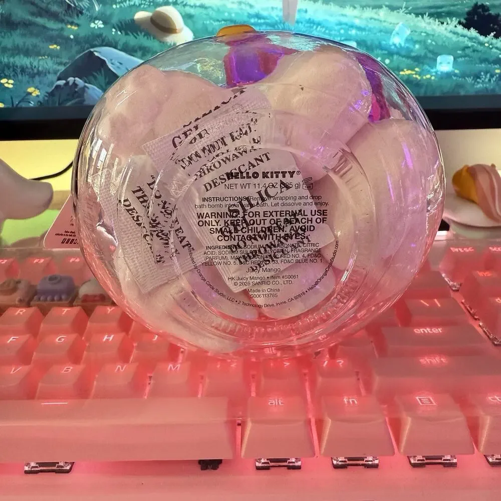 Hello Kitty Bath Bombs 10pc Glass Jar Lid Scented Strawberry 2025 Sanrio READ